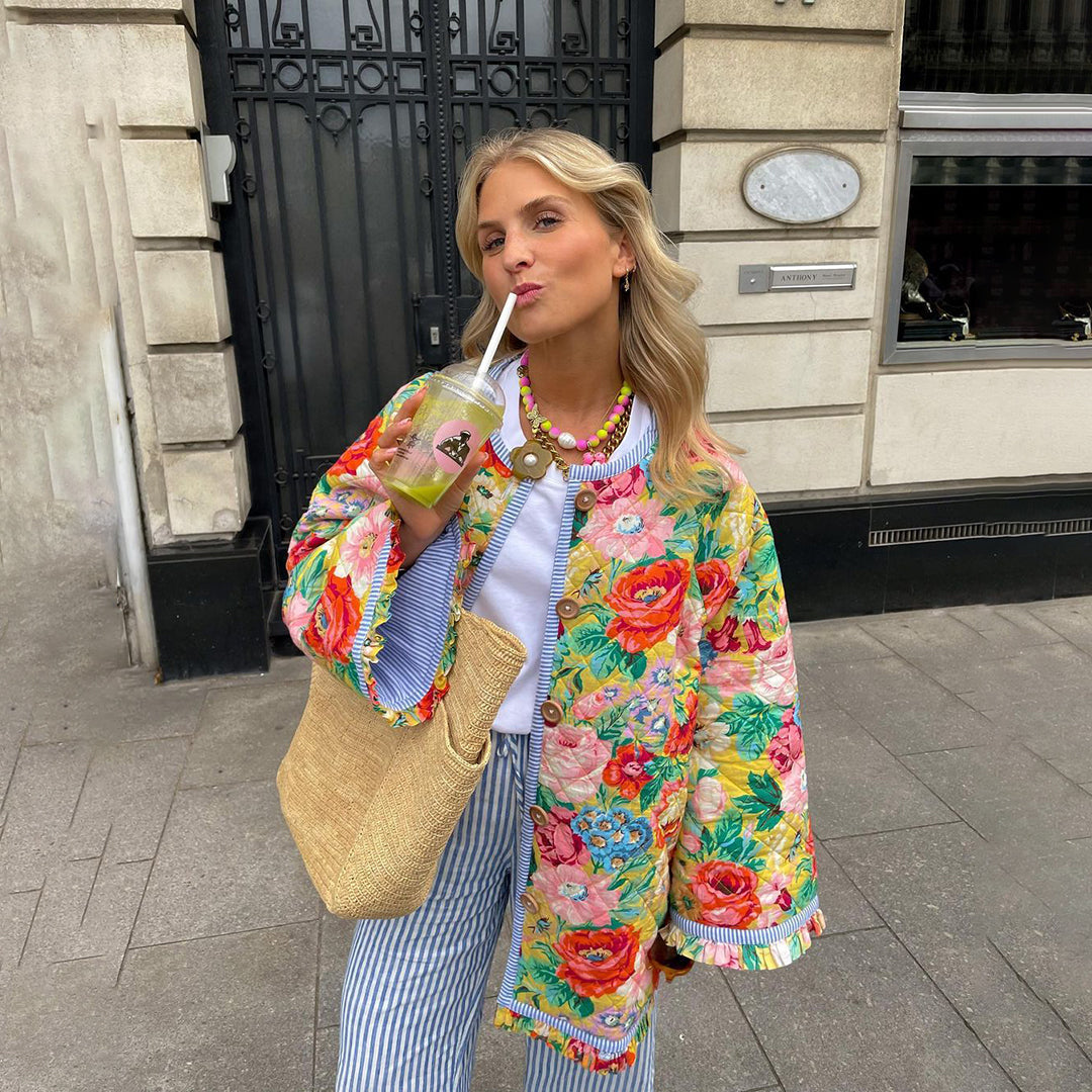 W&W Mode | Stilvolle Blumen Sommerjacke