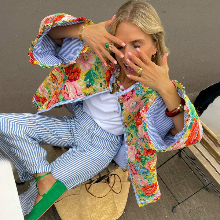 W&W Mode | Stilvolle Blumen Sommerjacke