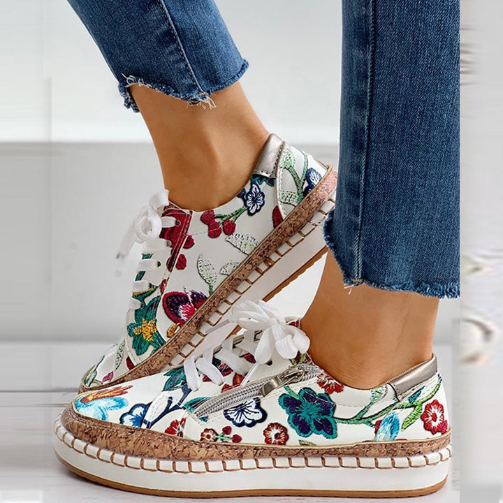 W&W Mode | Orthopädische Turnschuhe mit Blumendruck und Schnürsenkeln
