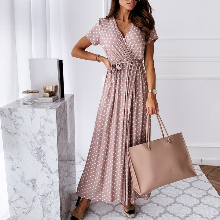 W&W Mode - Langes gepunktetes Kleid