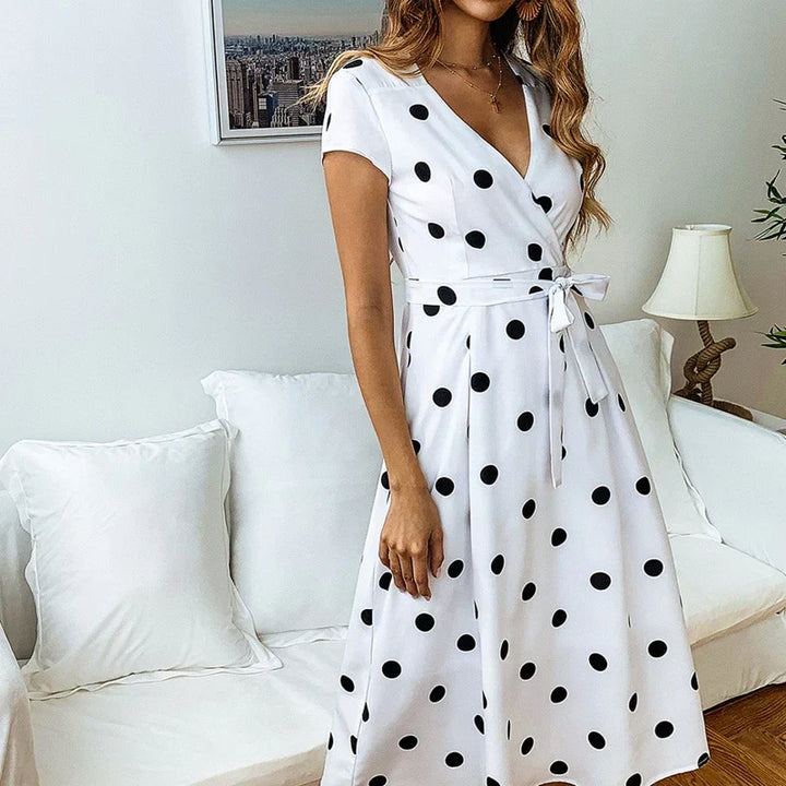 W&W Mode | Verspieltes Punkt Sommerkleid