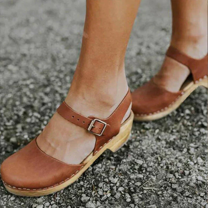 W&W Mode | Orthopädische Braune Keilsandalen
