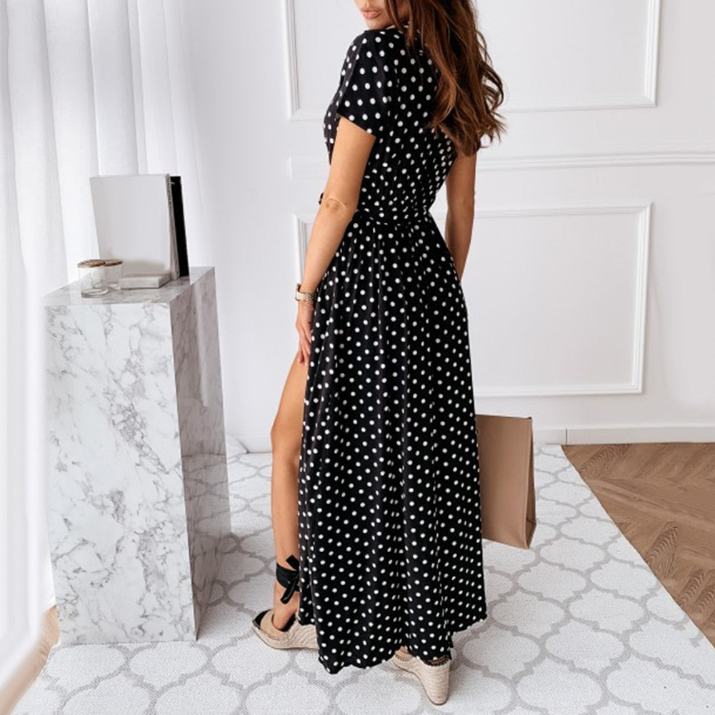 W&W Mode - Langes gepunktetes Kleid