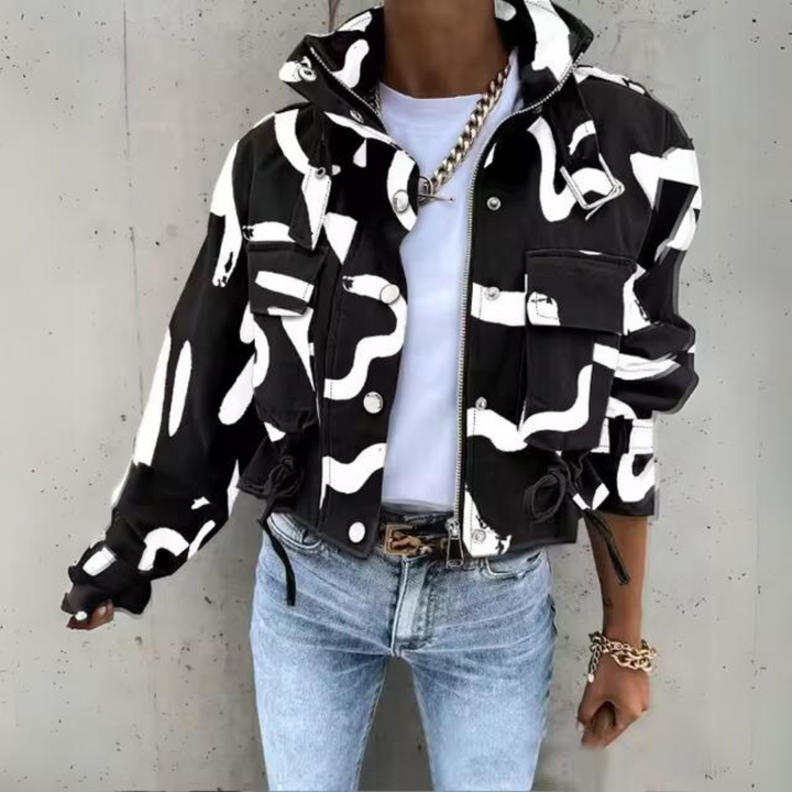 Elegante enge Jacke mit Kapuzenkragen