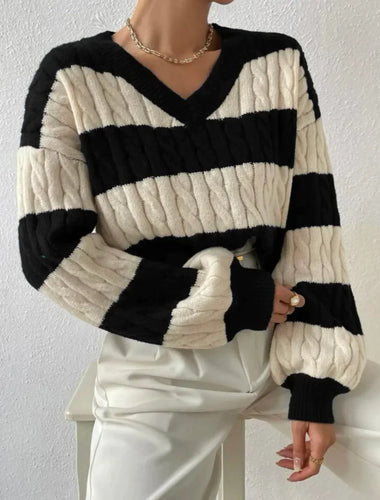 Damen-Pullover mit Streifenmuster und V-Ausschnitt