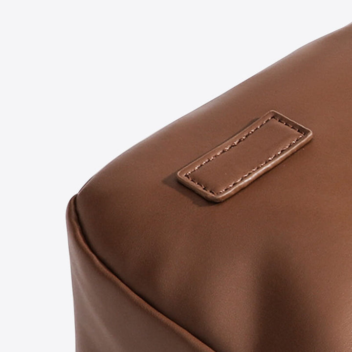 Hobo-Umhängetasche aus Kunstleder Kuriertasche
