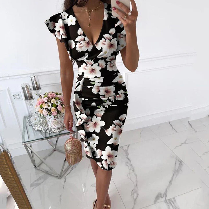 W&W Mode | Kleid mit Rüschensäumen und V-Ausschnitt