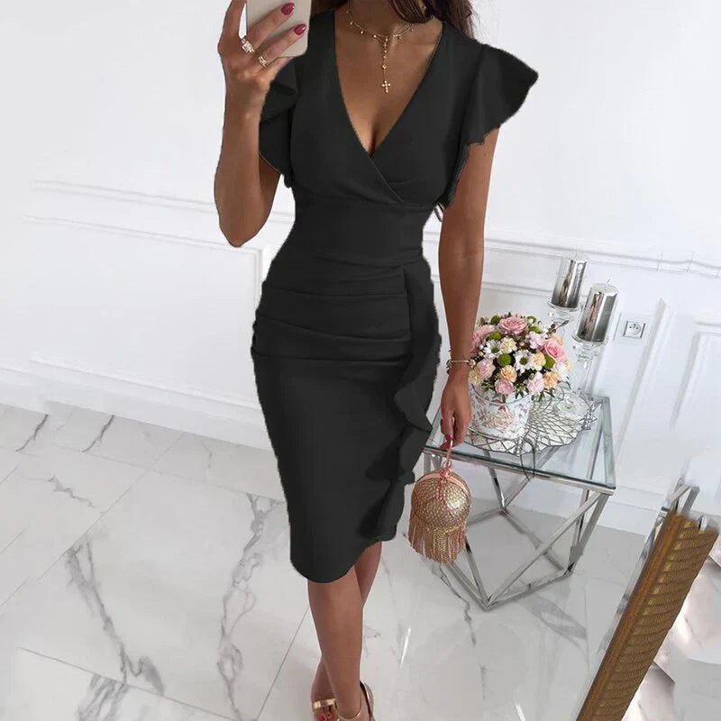 W&W Mode | Kleid mit Rüschensäumen und V-Ausschnitt