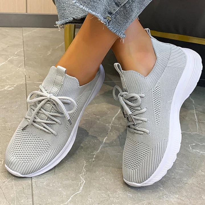 W&W Mode | graue atmungsaktive Damen Sneaker-Schuhe