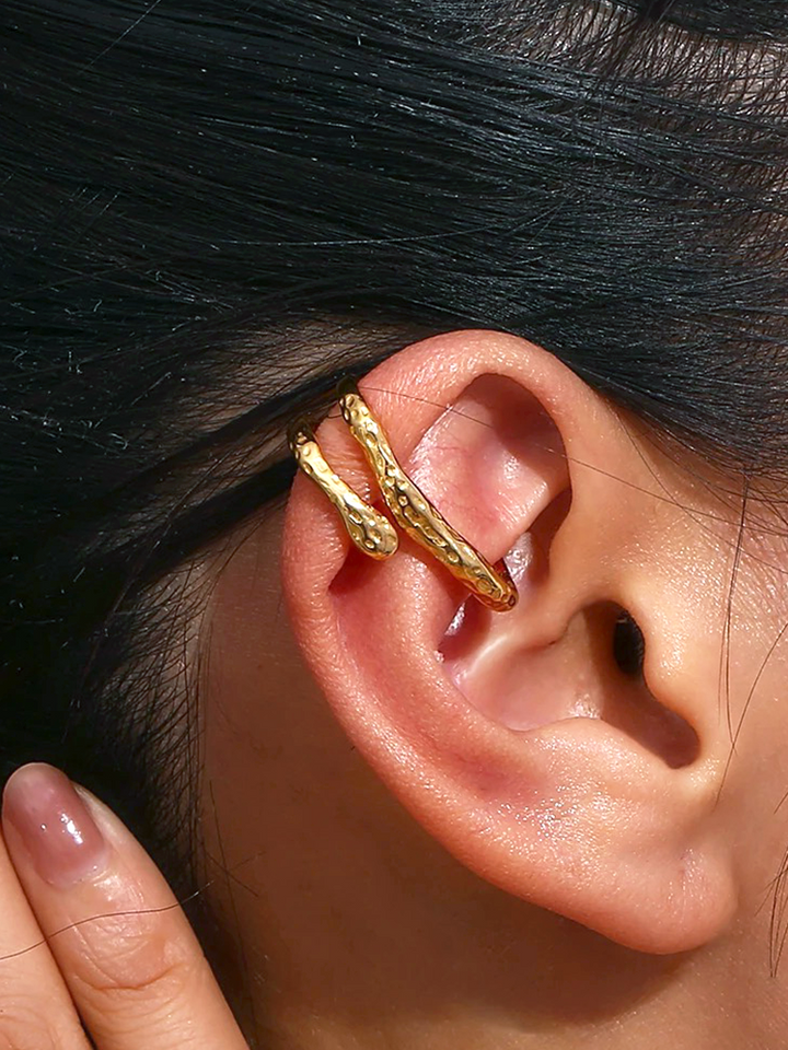 W&W Mode | Chunky Ear Cuff Gold Für Edgy Stil Upgrade