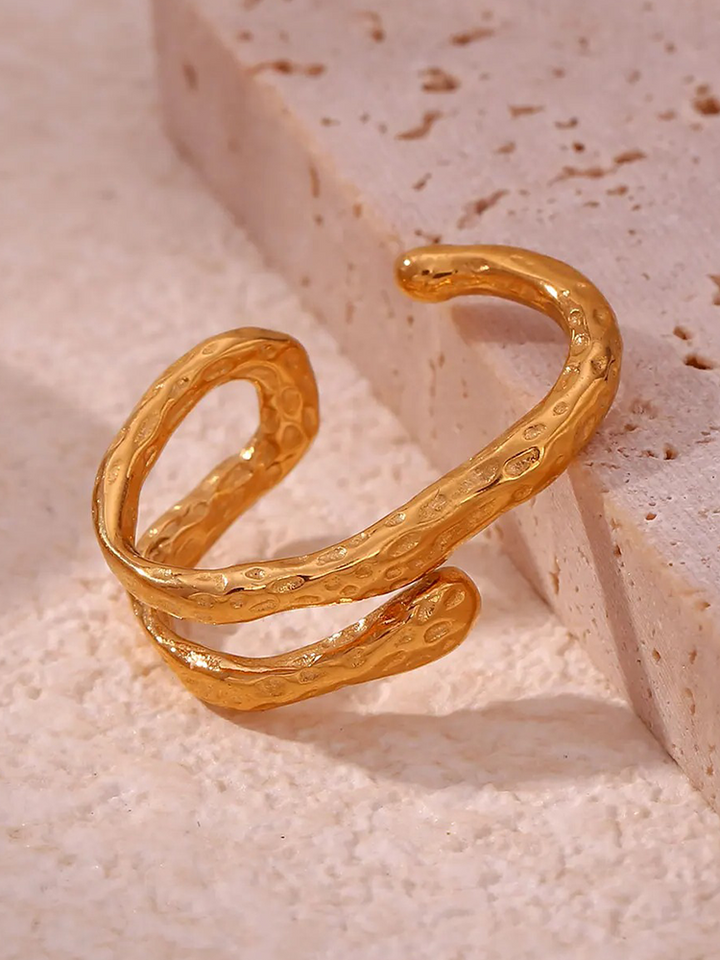 W&W Mode | Chunky Ear Cuff Gold Für Edgy Stil Upgrade