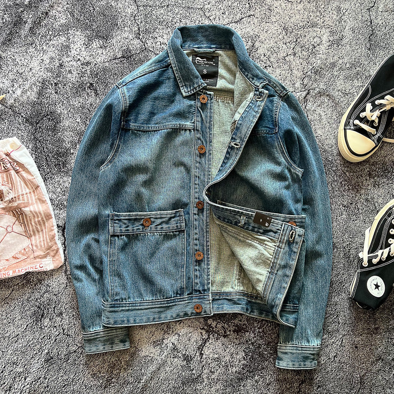 Herren Denimjacke mit aufgesetzten Taschen und modischen Knopfdetails W&W Mode