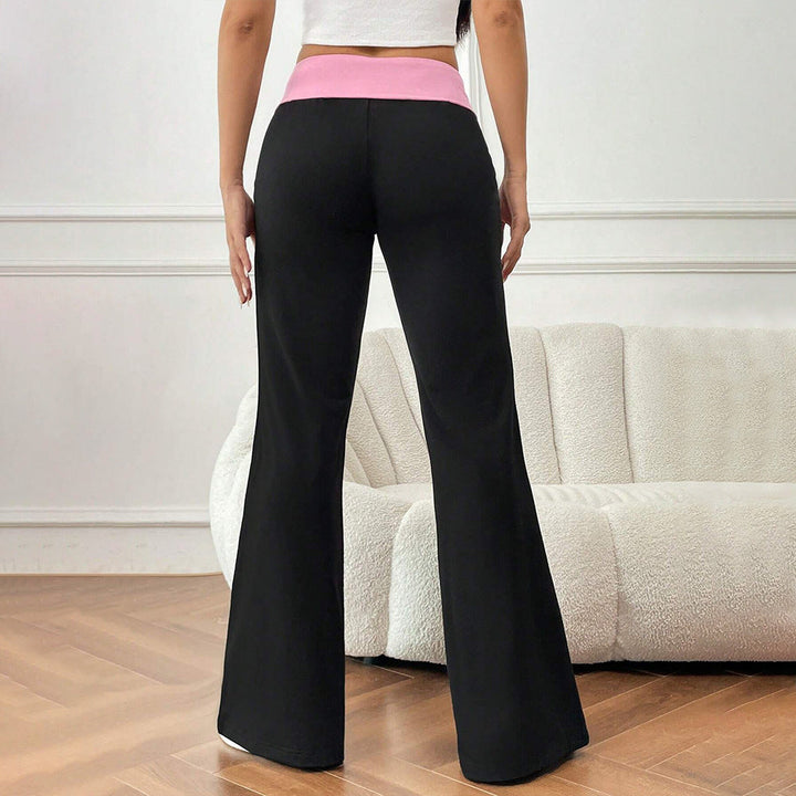 Damen Flared Jogginghosen mit stylischem Bund W&W Mode