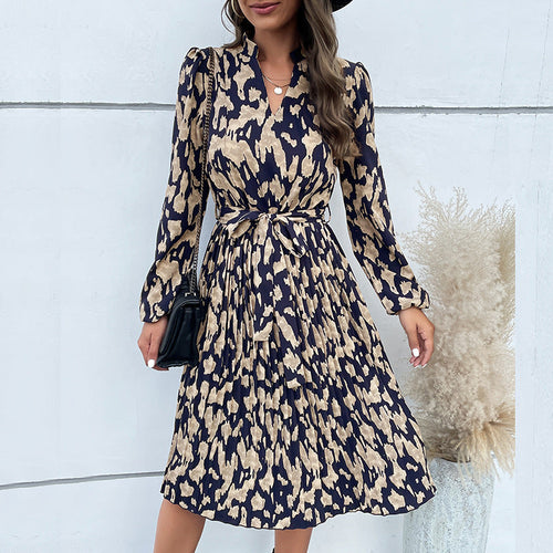 Damen elegantes Maxikleid mit Gürtel und raffiniertem Muster W&W Mode