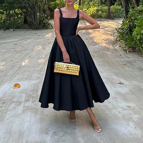 Damen Elegantes Ballkleid mit schmalem Oberteil und weit schwingendem Rock W&W Mode
