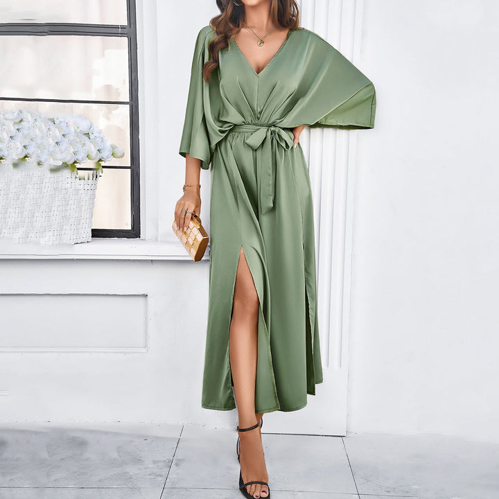 Damen Maxikleid mit eleganter Silhouette und hohen Schlitzen W&W Mode