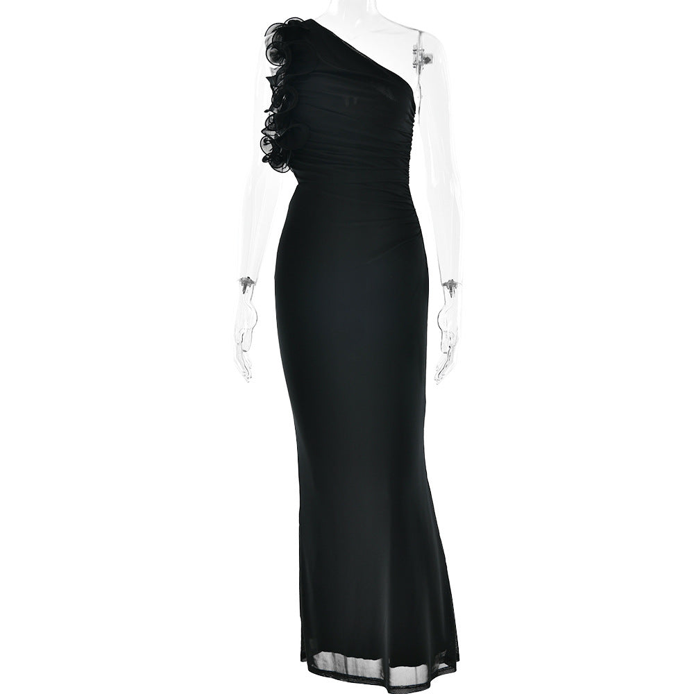 Damen Figurschmeichelndes Midi-Kleid mit asymmetrischem Ausschnitt und Rüschendetails W&W Mode
