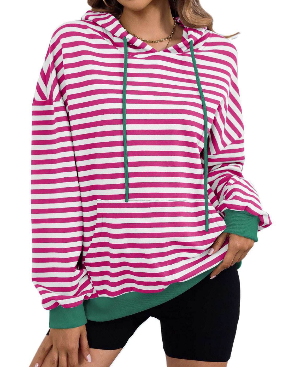 Damen gestreifter Kapuzenpullover mit stylischer Kängurutasche W&W Mode