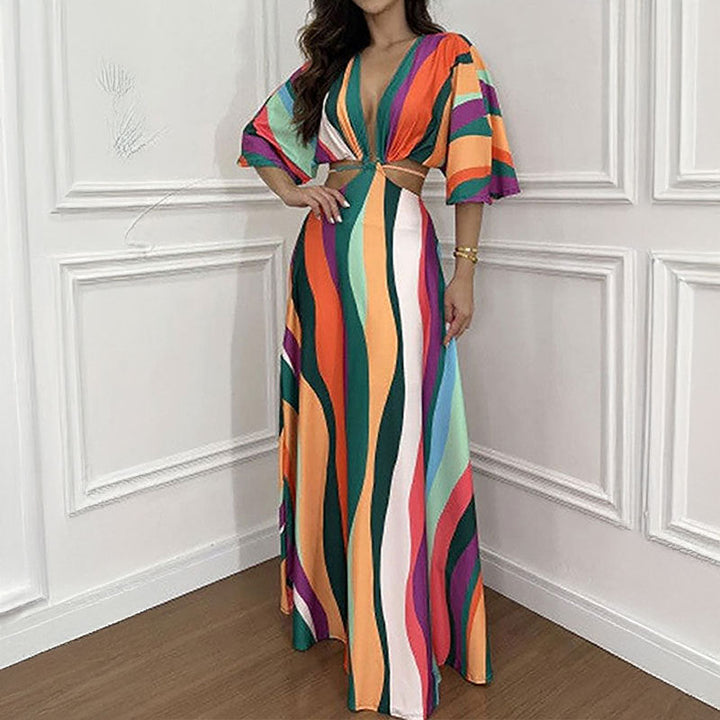 Damen Maxi-Kleid mit tiefem V-Ausschnitt und Wellenmuster W&W Mode