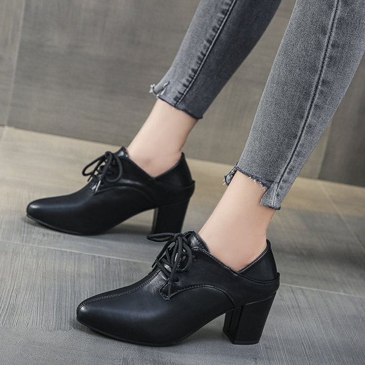 Damen Schnürschuhe mit Blockabsatz und modischem Design W&W Mode