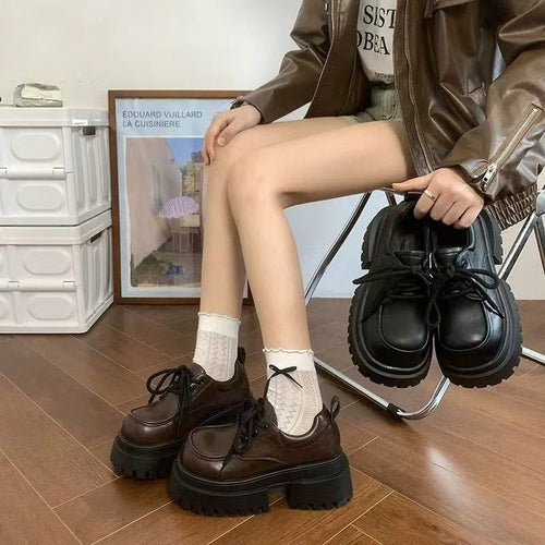 Damen Chunky Schnürschuhe mit rutschfester Sohle und modischem Design W&W Mode