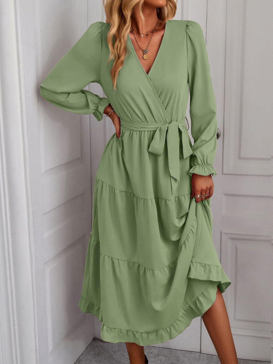 Damen Wickelkleid mit Rüschen und Taillengürtel W&W Mode