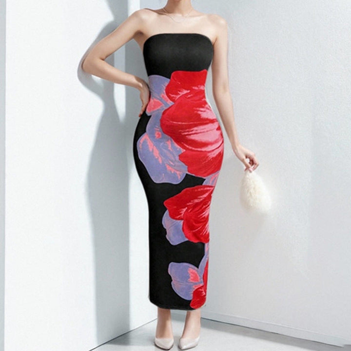 Anmutiges Blumenmuster Schulterfreies Figurbetontes Kleid W&W Mode
