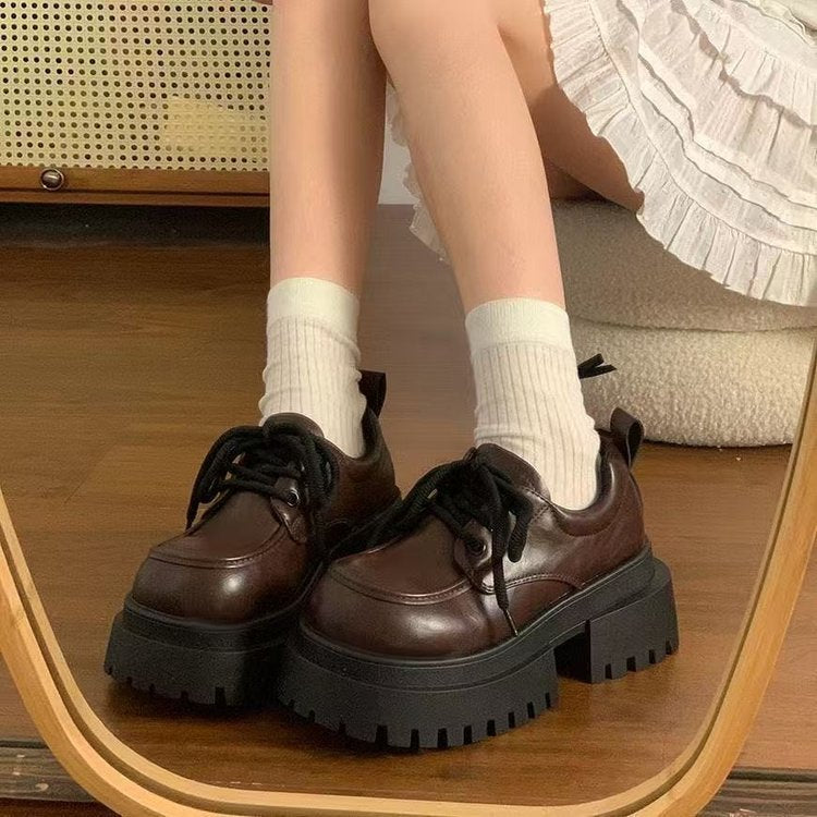 Damen Chunky Schnürschuhe mit rutschfester Sohle und modischem Design W&W Mode
