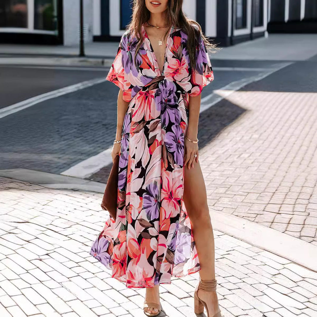 Damen Maxikleid mit fließendem Schnitt und floralem Design W&W Mode