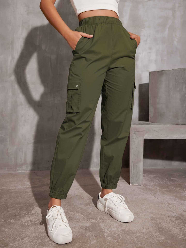 Damen Cargo-Hose mit elastischem Bund und praktischen Seitentaschen W&W Mode