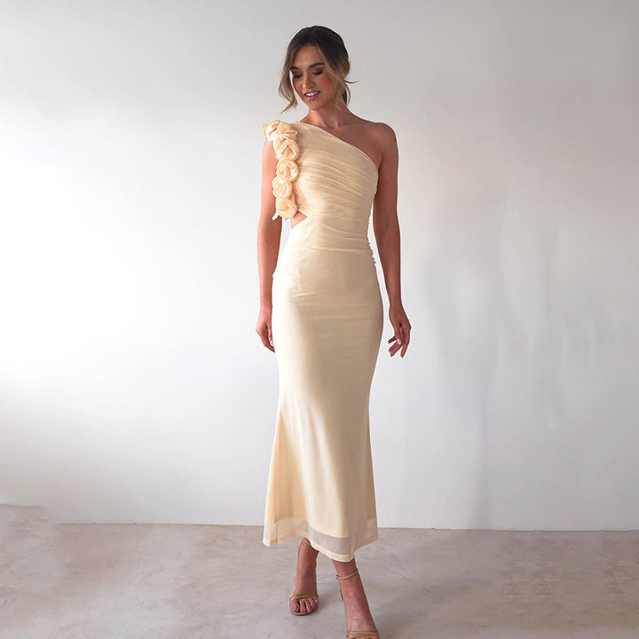 Damen Figurschmeichelndes Midi-Kleid mit asymmetrischem Ausschnitt und Rüschendetails W&W Mode