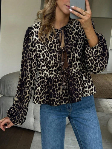 Damen Bluse mit Leo-Print und Rüschen W&W Mode