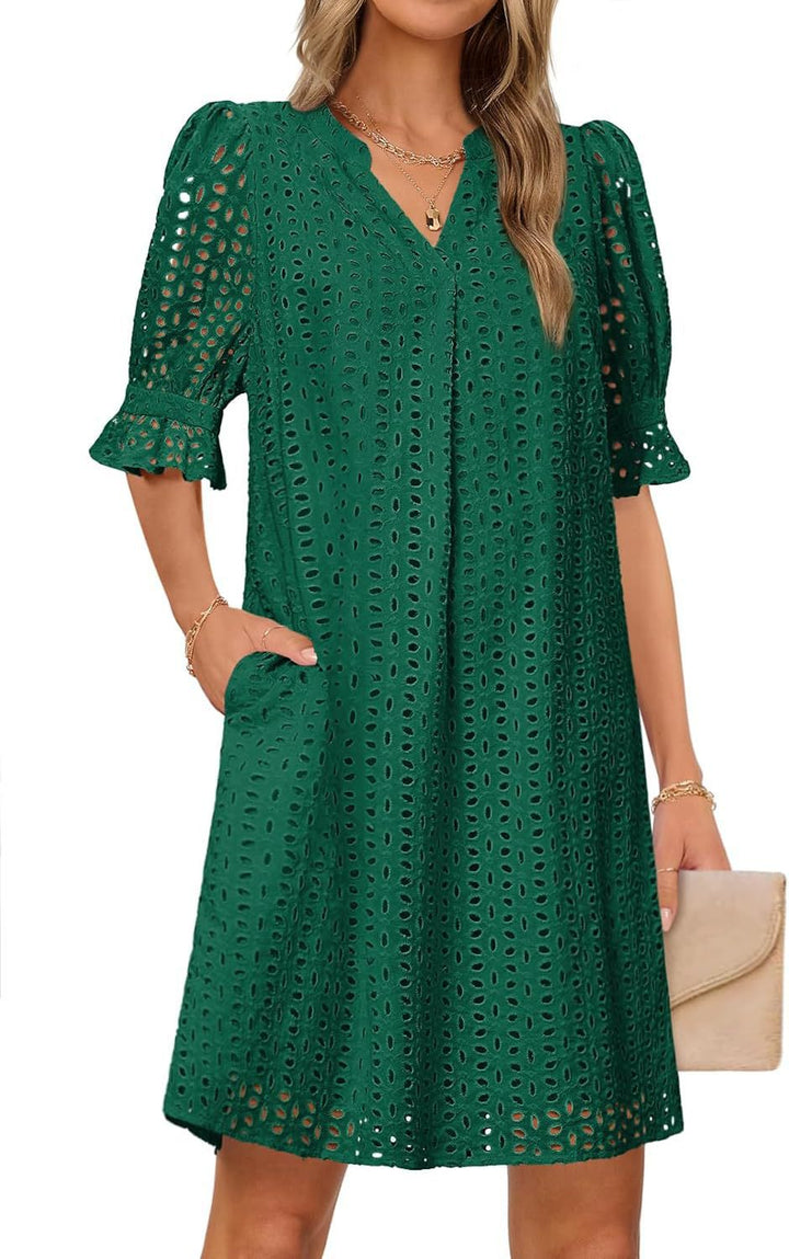 Damen luftiges Sommerkleid mit romantischem Lochmuster und praktischen Taschen W&W Mode
