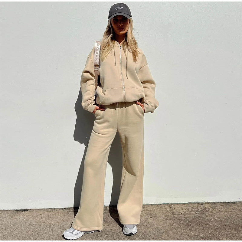 Damen Sport-Fleece-Set mit hochwertigem Reißverschluss und praktischem Taschen W&W Mode