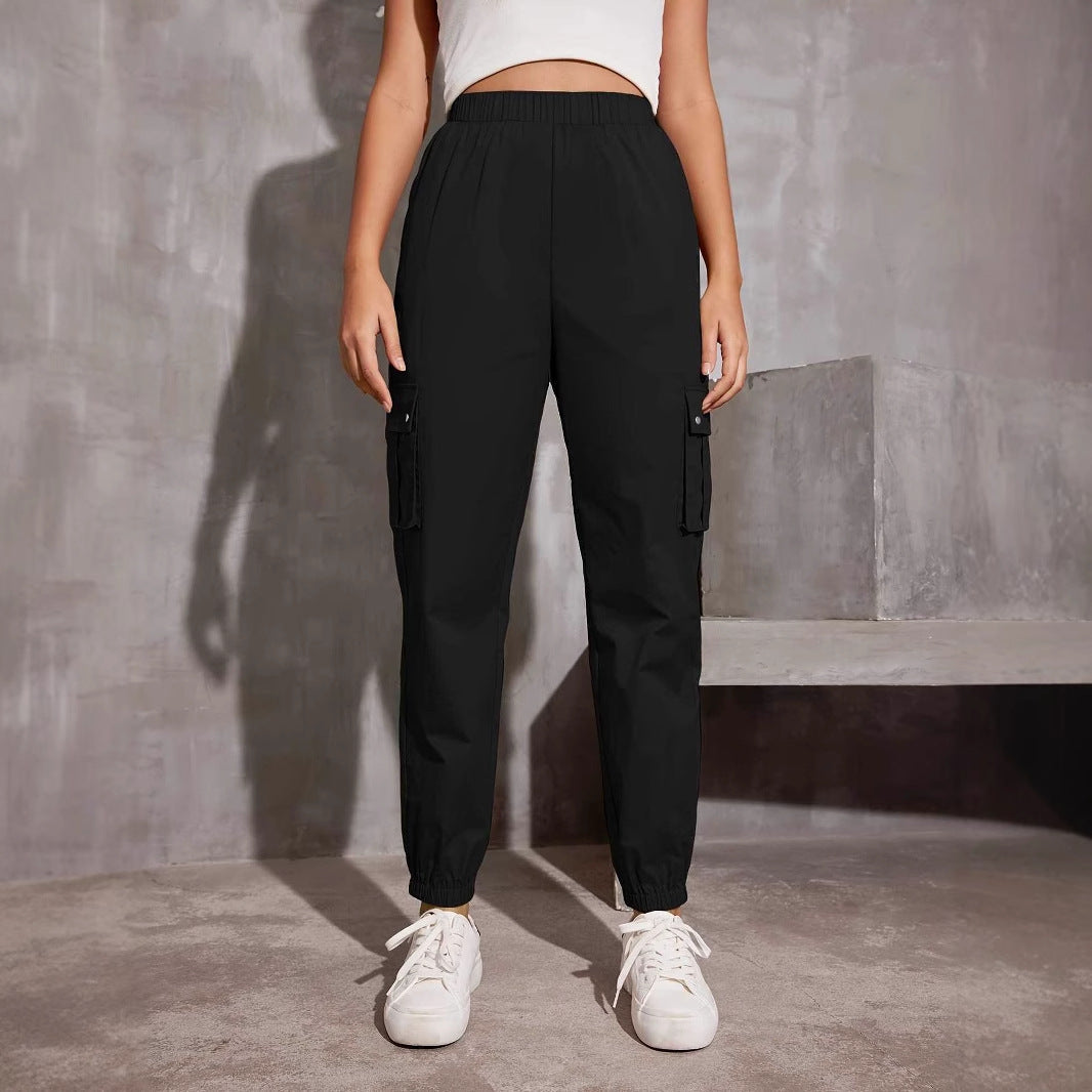 Damen Cargo-Hose mit ergonomischem Schnitt und praktischen Taschen W&W Mode