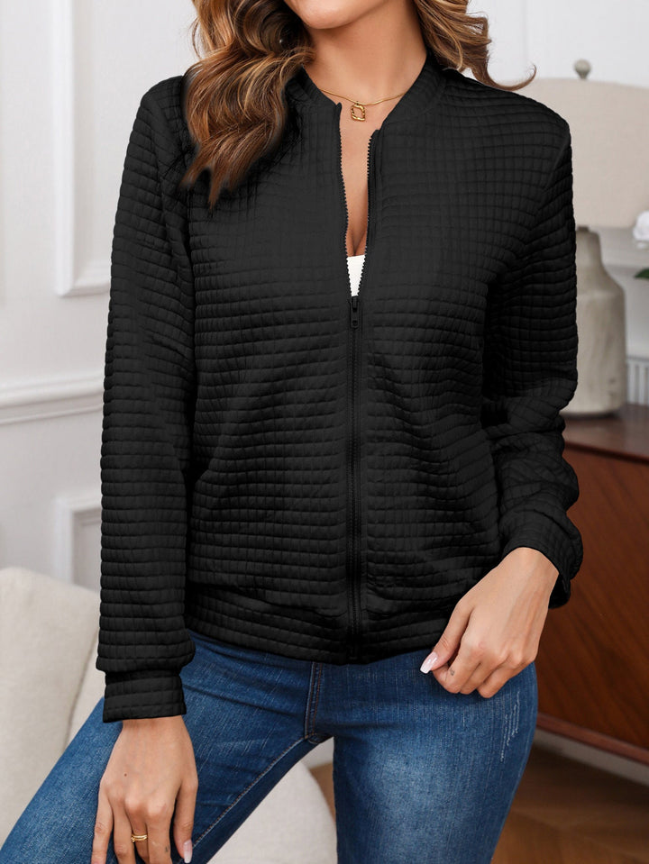 Damen Steppjacke mit originellem Design und praktischem Reißverschluss W&W Mode