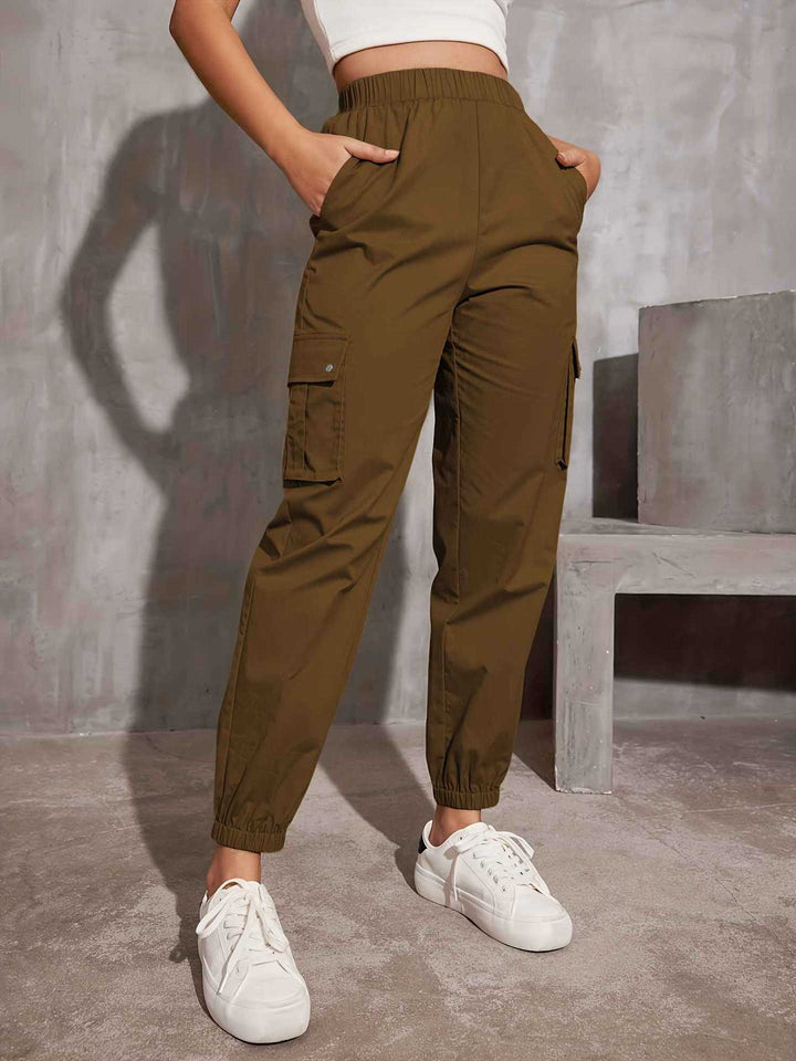 Damen Cargo-Hose mit elastischem Bund und praktischen Seitentaschen W&W Mode