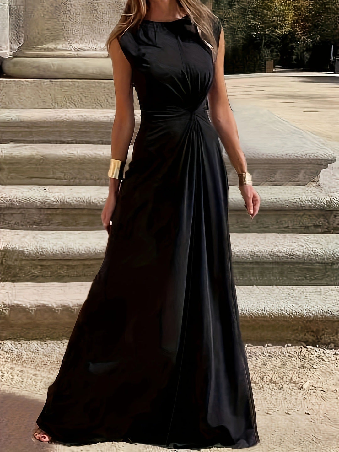 Damen Elegantes Abendkleid mit schickem Faltenwurf und figurbetontem Schnitt W&W Mode