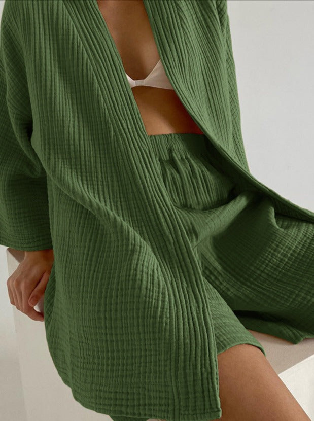 W&W Mode Set für Zuhause: Locker sitzende Strickjacke und Shorts