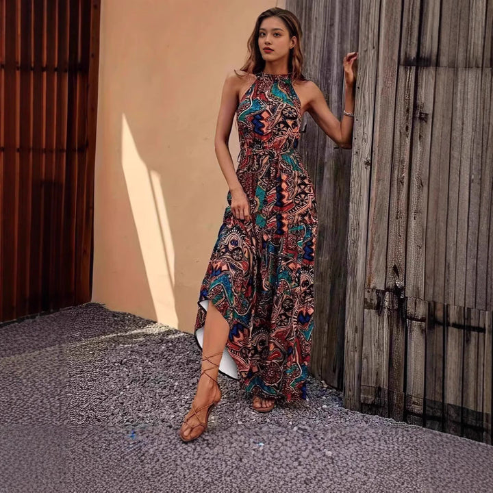Damen Maxikleid im Boho-Stil mit elegantem Halterneck und seitlichem Bindegürtel W&W Mode