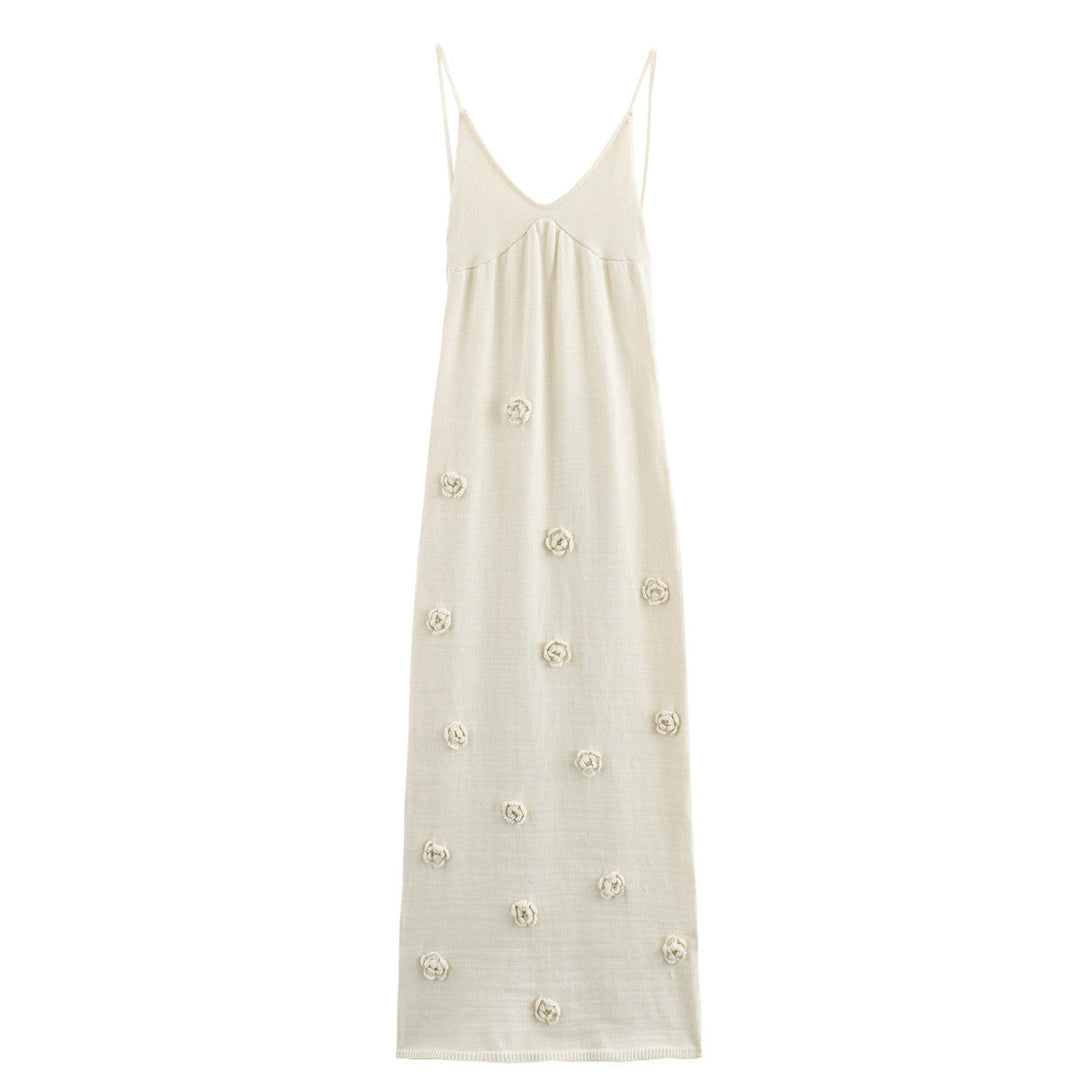 Damen Abendkleid mit dekorativen Blumenapplikationen und feinen Trägern