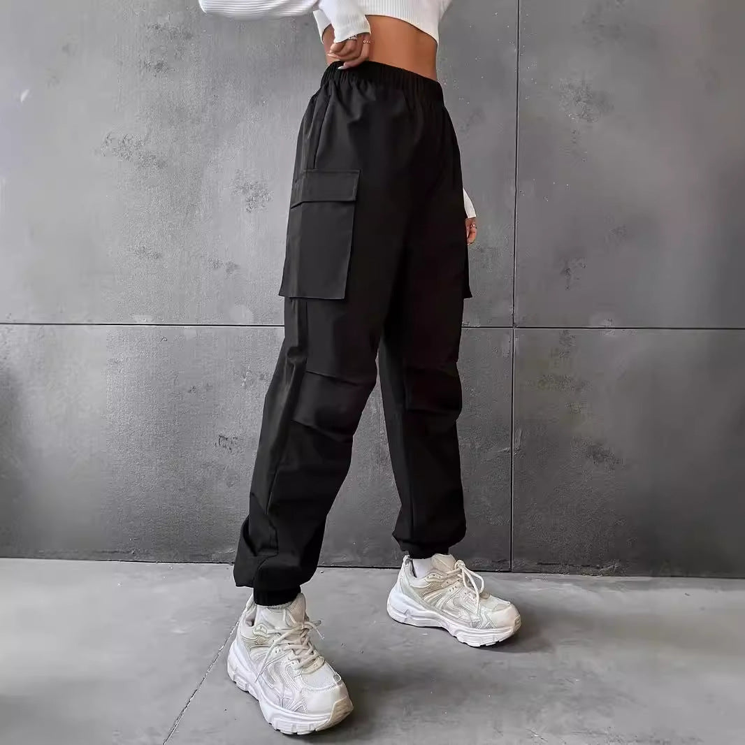 Damen Cargo-Hose mit elastischem Bund und praktischen Taschen W&W Mode