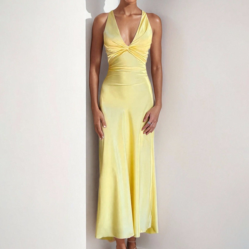 Damen Maxikleid mit tiefem V-Ausschnitt und modischen Cut-Outs W&W Mode