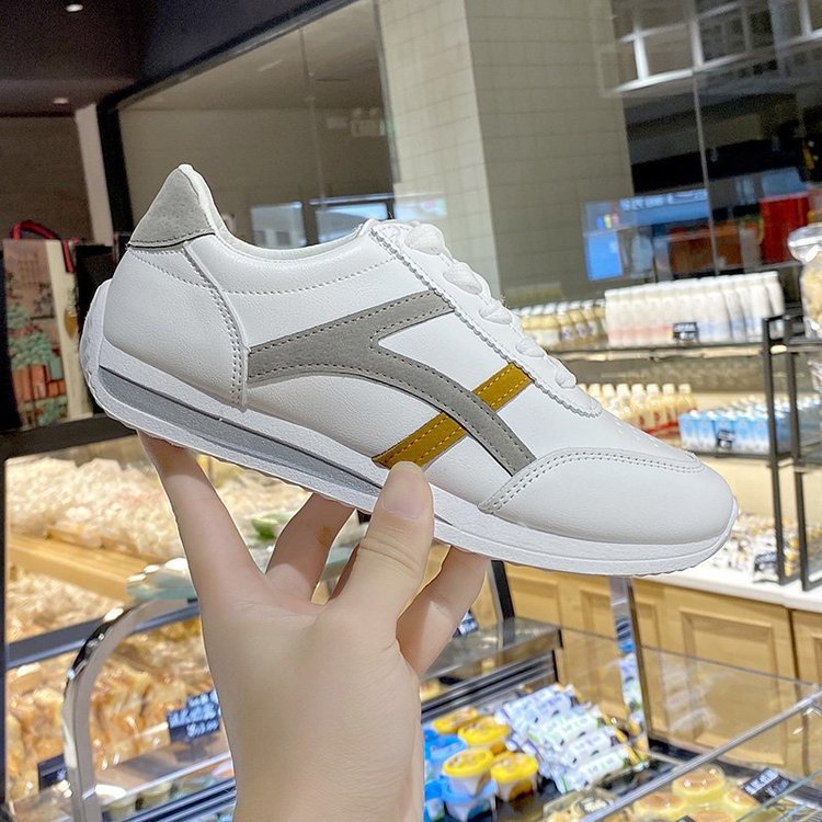Damen Sneakers im sportlich-eleganten Design mit komfortabler Sohle W&W Mode