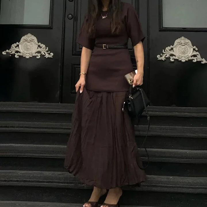 Damen Elegantes Maxikleid mit figurbetontem Oberteil und voluminösem Rock W&W Mode