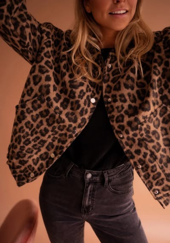 W&W Mode | Leopard Bomberjacke