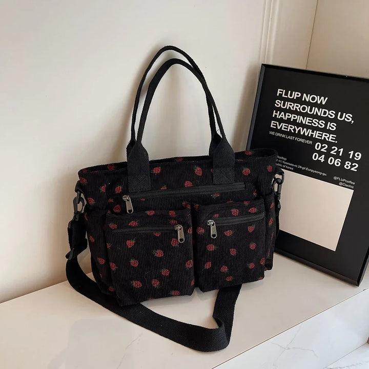 W&W Mode | Erdbeer Cordtasche