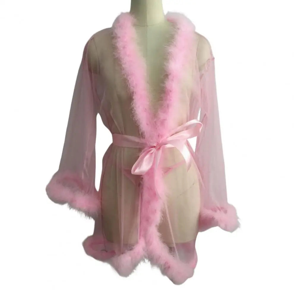 Damen Kleid aus transparentem Tüll mit Federsaum und Satinband