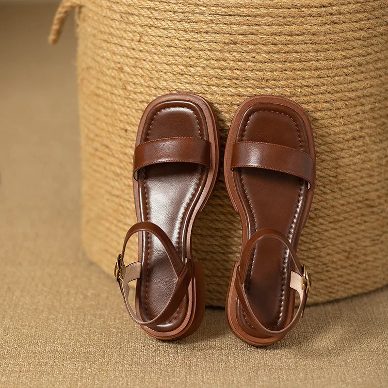 Elegante Flache Sandalen
