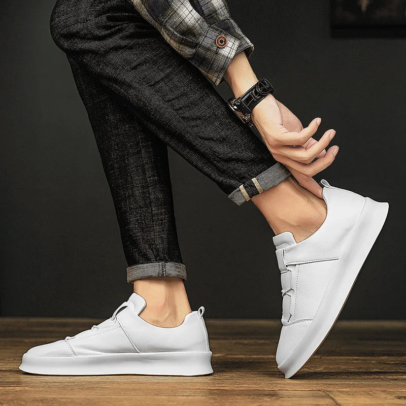 W&W Mode | Moderne Leder-Sneaker mit niedrigem Schaft